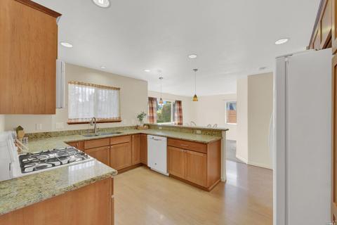 290 Hemlock St, Vacaville, CA 95688 photo 18