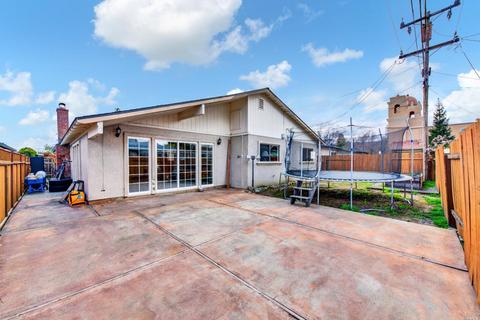 290 Hemlock St, Vacaville, CA 95688 photo 30