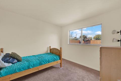 290 Hemlock St, Vacaville, CA 95688 photo 25
