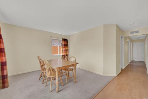 290 Hemlock St, Vacaville, CA 95688 photo 5