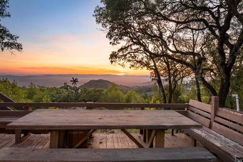 2955 Sonoma Mountain Rd, Petaluma, CA 94954