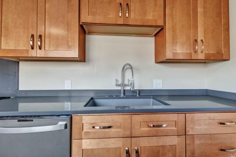 340 Pecan St, Vallejo, CA 94589 photo 16