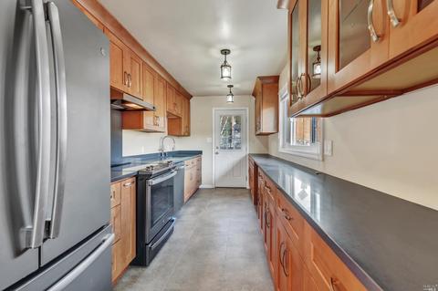 340 Pecan St, Vallejo, CA 94589 photo 14