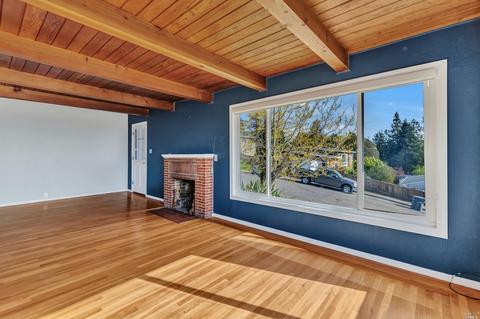 340 Pecan St, Vallejo, CA 94589 photo 9