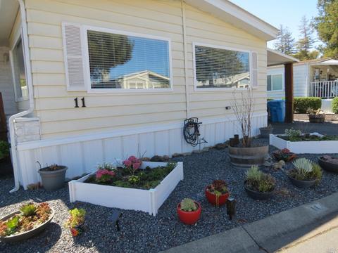 11 N Napa Dr, Petaluma, CA 94954