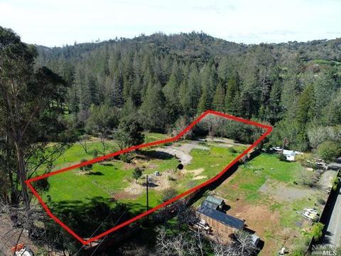 6075 Mark West Ln, Santa Rosa, CA 95404