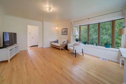 175 Viewmont Ave, Vallejo, CA 94590 photo 4