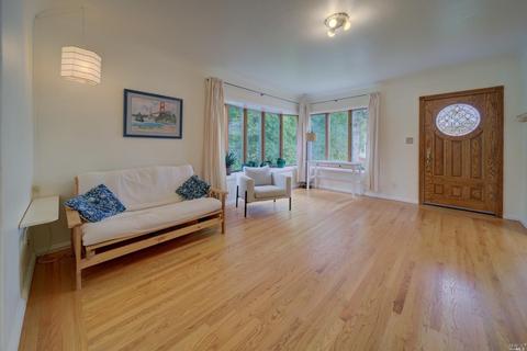 175 Viewmont Ave, Vallejo, CA 94590 photo 5