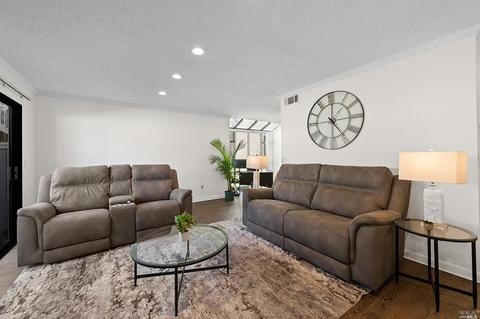 165 Oddstad Dr #76, Vallejo, CA 94589 photo 1