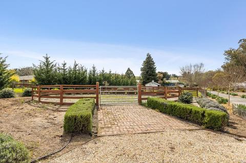 1115 Eucalyptus Rd, Petaluma, CA 94952 photo 41