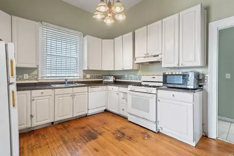632 Florida St, Vallejo, CA 94590 photo 4
