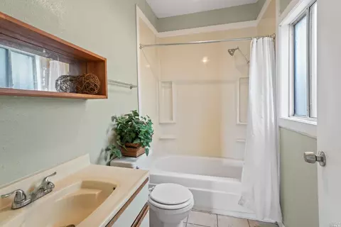 632 Florida St, Vallejo, CA 94590 photo 7