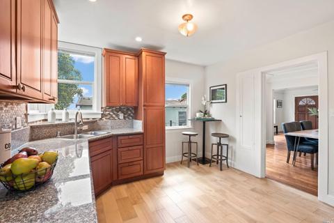 1314 Tuolumne St, Vallejo, CA 94590 photo 3