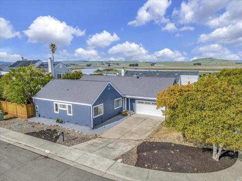 719 Albatross Dr, Novato, CA 94945