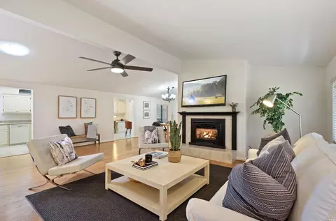 26 San Juan Ct, Saint Helena, CA 94574