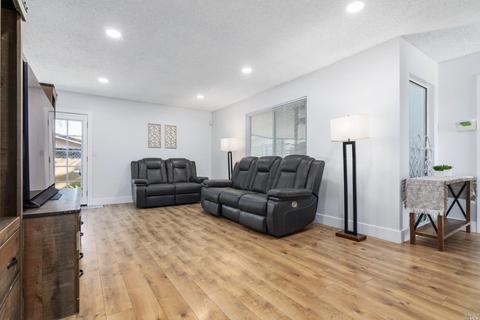 150 Mari Ct, Vallejo, CA 94589 photo 8