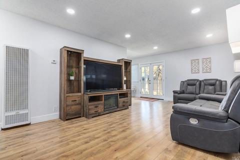 150 Mari Ct, Vallejo, CA 94589 photo 7