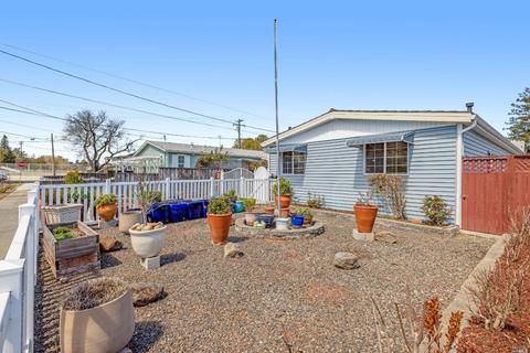 18 Webster St, Petaluma, CA 94952 photo 2