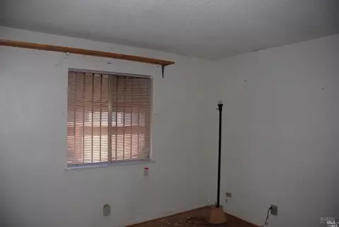 490 Nut Tree Rd, Vacaville, CA 95687 photo 4