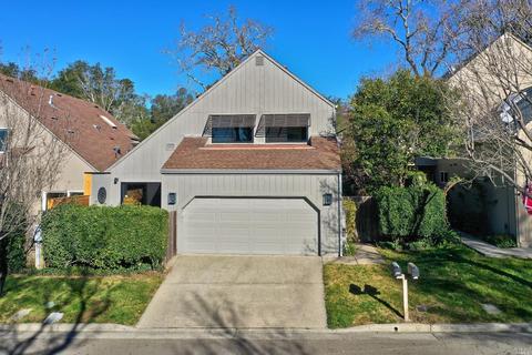 535 Fieldcrest Dr, Healdsburg, CA 95448 photo 1