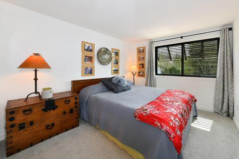 535 Fieldcrest Dr, Healdsburg, CA 95448 photo 18