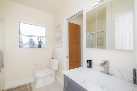 52 D St, Vallejo, CA 94590 photo 14