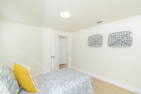 52 D St, Vallejo, CA 94590 photo 24