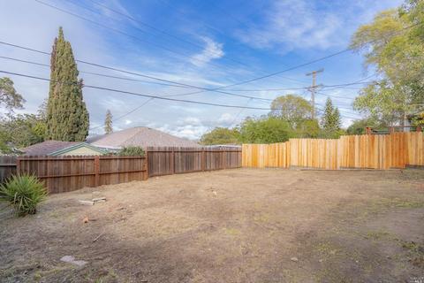 52 D St, Vallejo, CA 94590 photo 35
