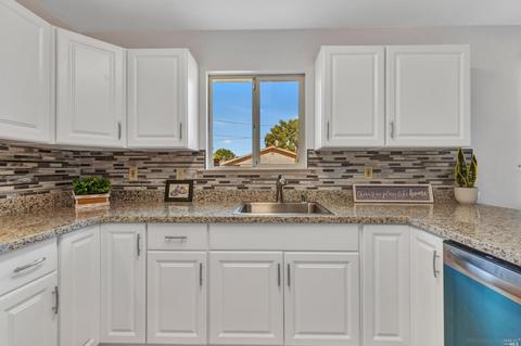 434 Illinois St, Vallejo, CA 94590 photo 5