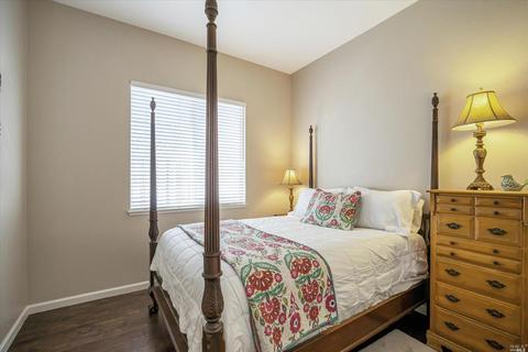 1379 Birdie Dr, Windsor, CA 95492 photo 37