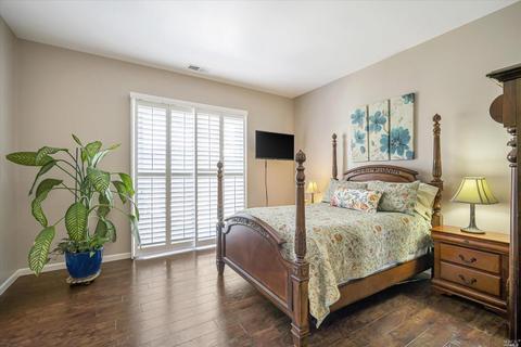 1379 Birdie Dr, Windsor, CA 95492 photo 38