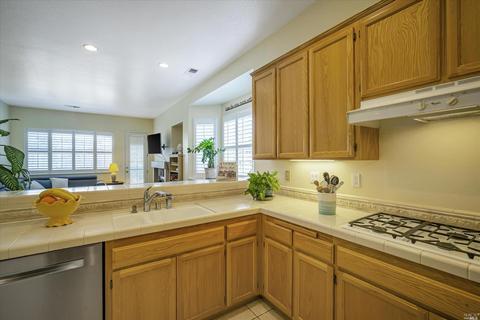 1379 Birdie Dr, Windsor, CA 95492 photo 19