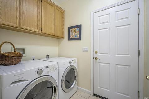 1379 Birdie Dr, Windsor, CA 95492 photo 48
