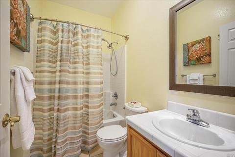 1379 Birdie Dr, Windsor, CA 95492 photo 36