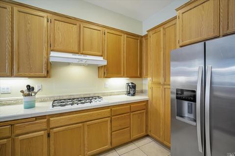 1379 Birdie Dr, Windsor, CA 95492 photo 17