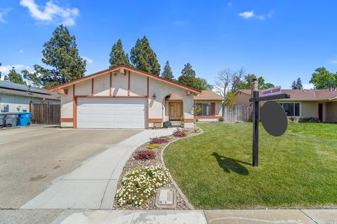 84 Longview Dr, Vacaville, CA 95687 photo 1