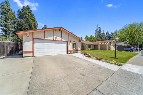 84 Longview Dr, Vacaville, CA 95687 photo 3