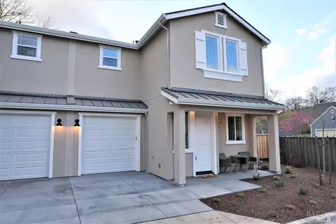 96 Calistoga Rd, Santa Rosa, CA 95409