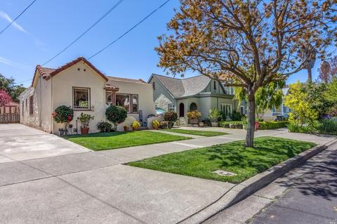 264 W J St, Benicia, CA 94510