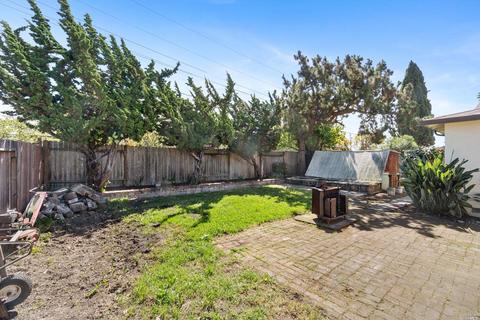 1408 Roleen Dr, Vallejo, CA 94589 photo 23