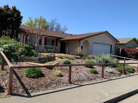 1137 Mockingbird Ln, Fairfield, CA 94533 photo 2