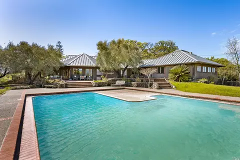 1976 Warm Springs Rd, Glen Ellen, CA 95442