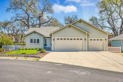19144 Gooselake Ct, Hidden Valley Lake, CA 95467