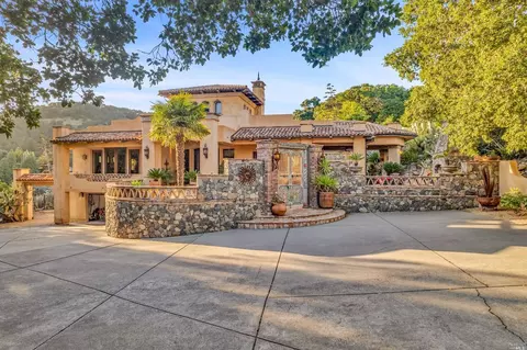 4655 Green Valley Ln, Fairfield, CA 94534