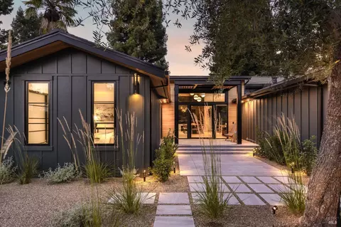 1820 Spring Mountain Rd, Saint Helena, CA 94574