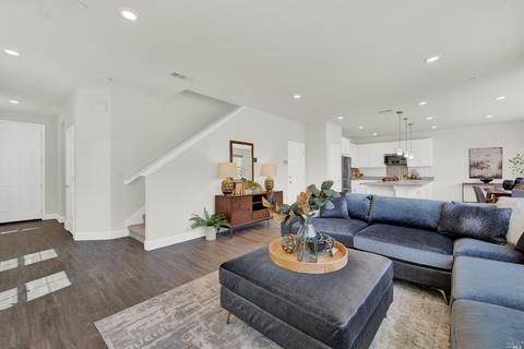 8230 Rainwater Dr, Vallejo, CA 94591 photo 11