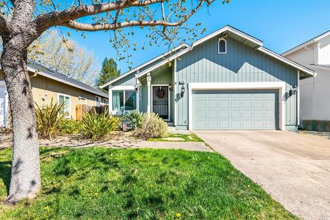 809 Bond Pl, Windsor, CA 95492 photo 2
