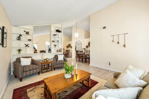 809 Bond Pl, Windsor, CA 95492 photo 6