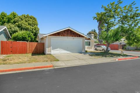 14 Stonegate Ln, American Canyon, CA 94503
