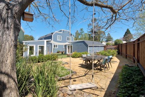 2511 Topaz Dr, Novato, CA 94945